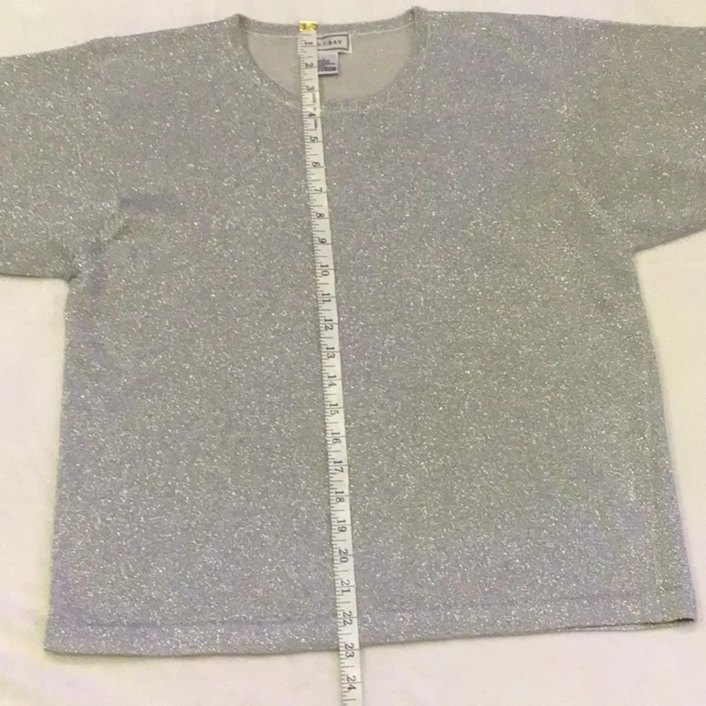 K.D Cray Holiday ladies top, size large, color silver, slightly used - Picture 3 of 4